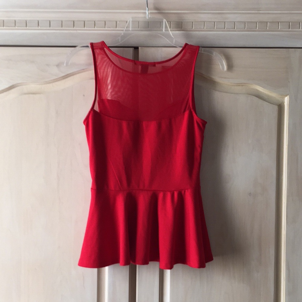 ❤️ Red peplum top ❤️ - Picture 2 of 3